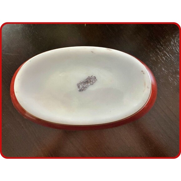 Burnt-Orange Milk Glass Vase w/ Dogwood Flower Pattern by Deluxe Inc USA - Picture 4 of 5